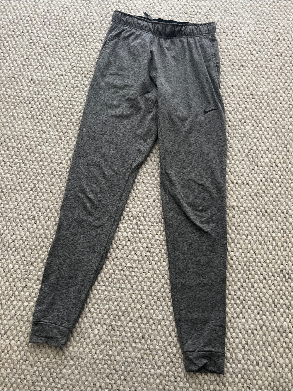 Nike Men’s Gray Dri-FIT Sweatpants